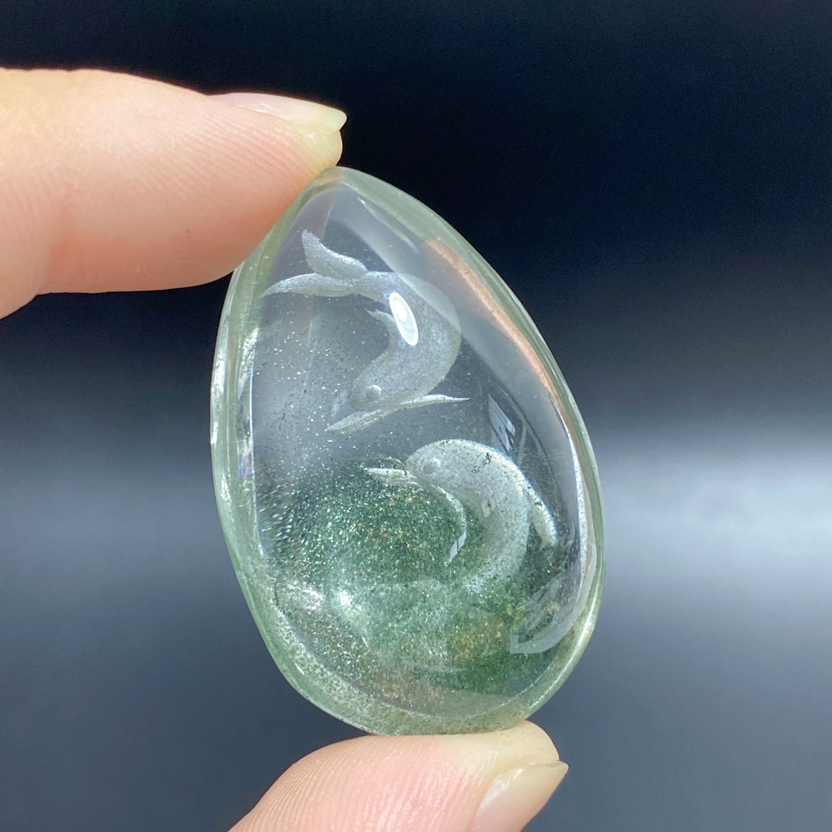 5 Pieces Beautiful Dolphin Garden Quartz Inner Scene Carving