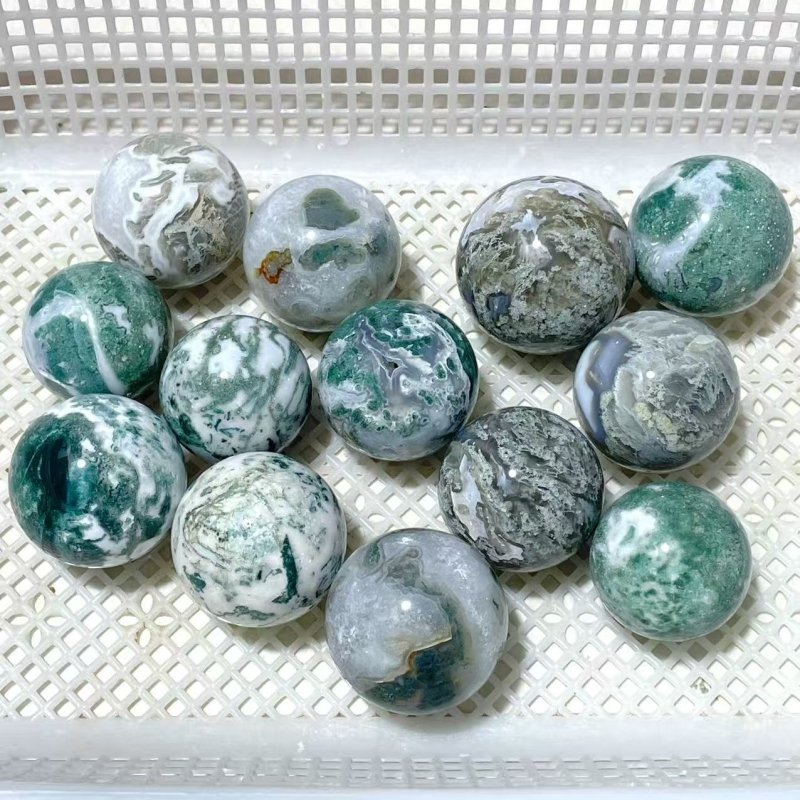 13 Pieces Beautiful Moss Agate Spheres - Wholesale Crystals