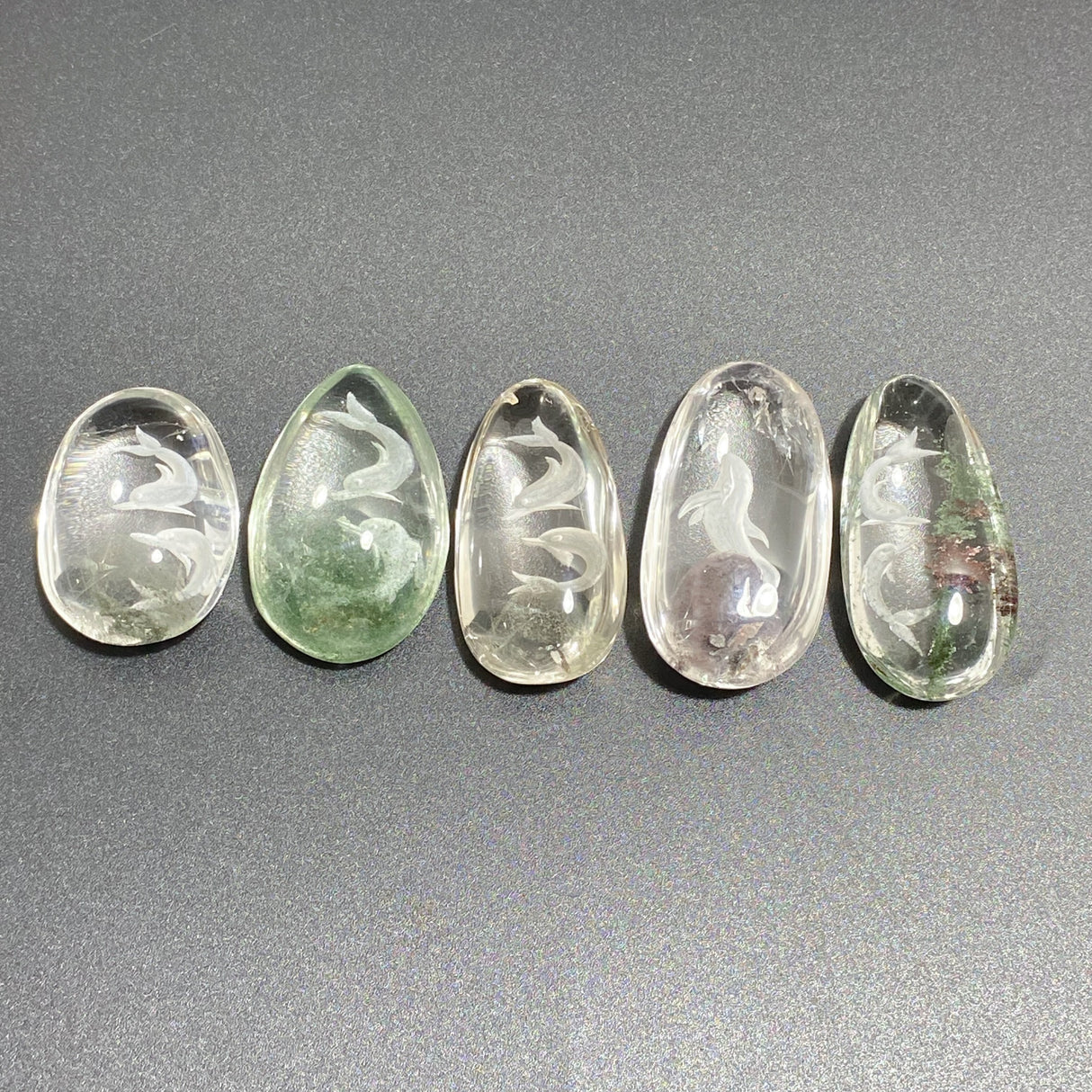 5 Pieces Beautiful Dolphin Garden Quartz Inner Scene Carving