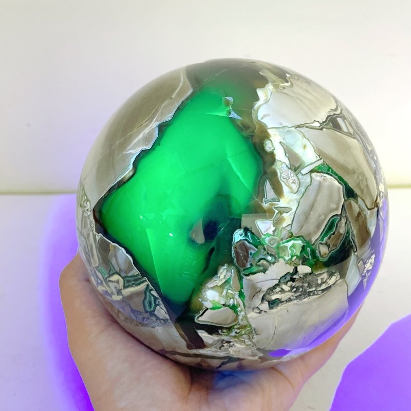 4 Pieces Large Volcano Agate Spheres Balls(UV - Reactive) - Wholesale Crystals