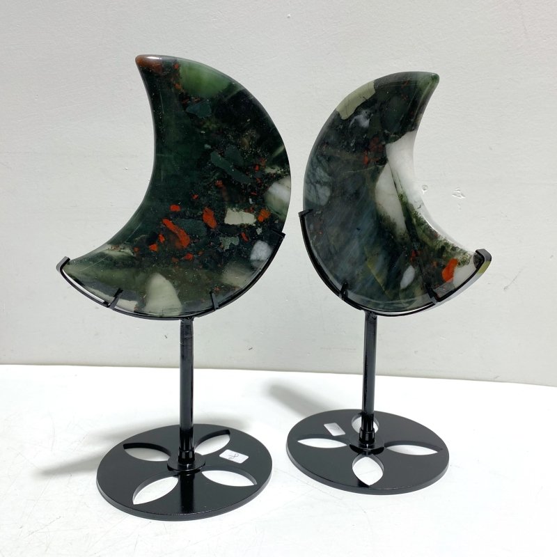 5 Pieces Africa Blood Stone Moon Carving With Stand - Wholesale Crystals