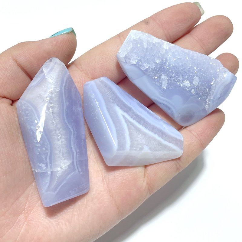 70 Pieces Blue Chalcedony Geode Free Form - Wholesale Crystals