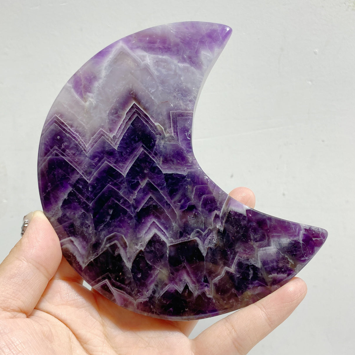 6 Pieces Chevron Amethyst Moon With Stand