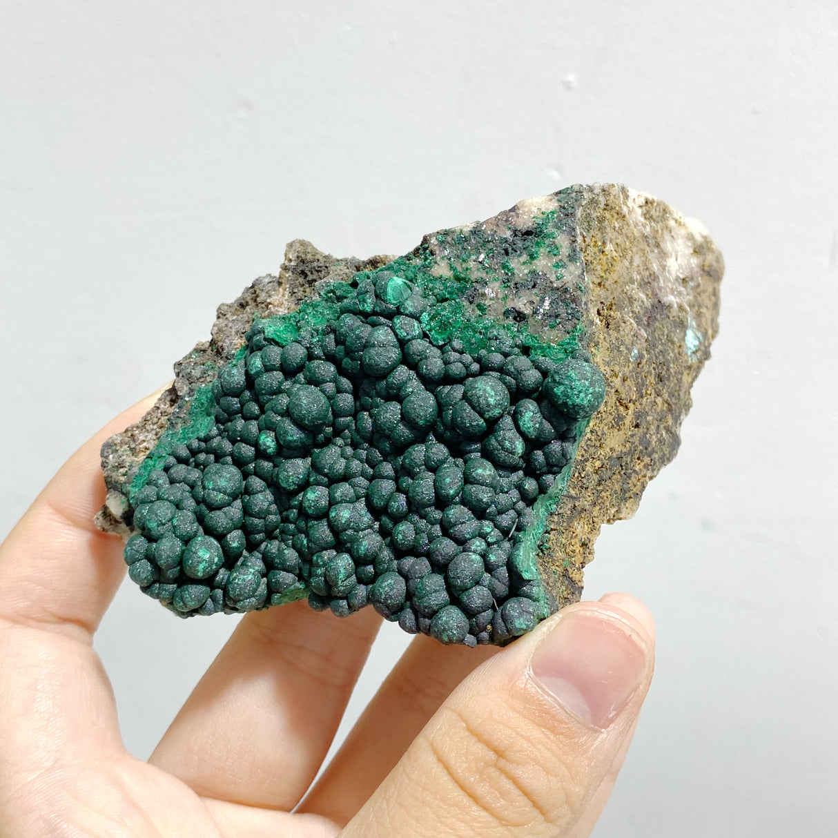 12 Pieces Beautiful High Quality Raw Malachite Specimen