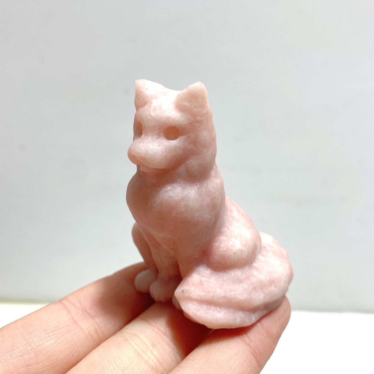 Pink Opal Maine Coon Carving Wholesale