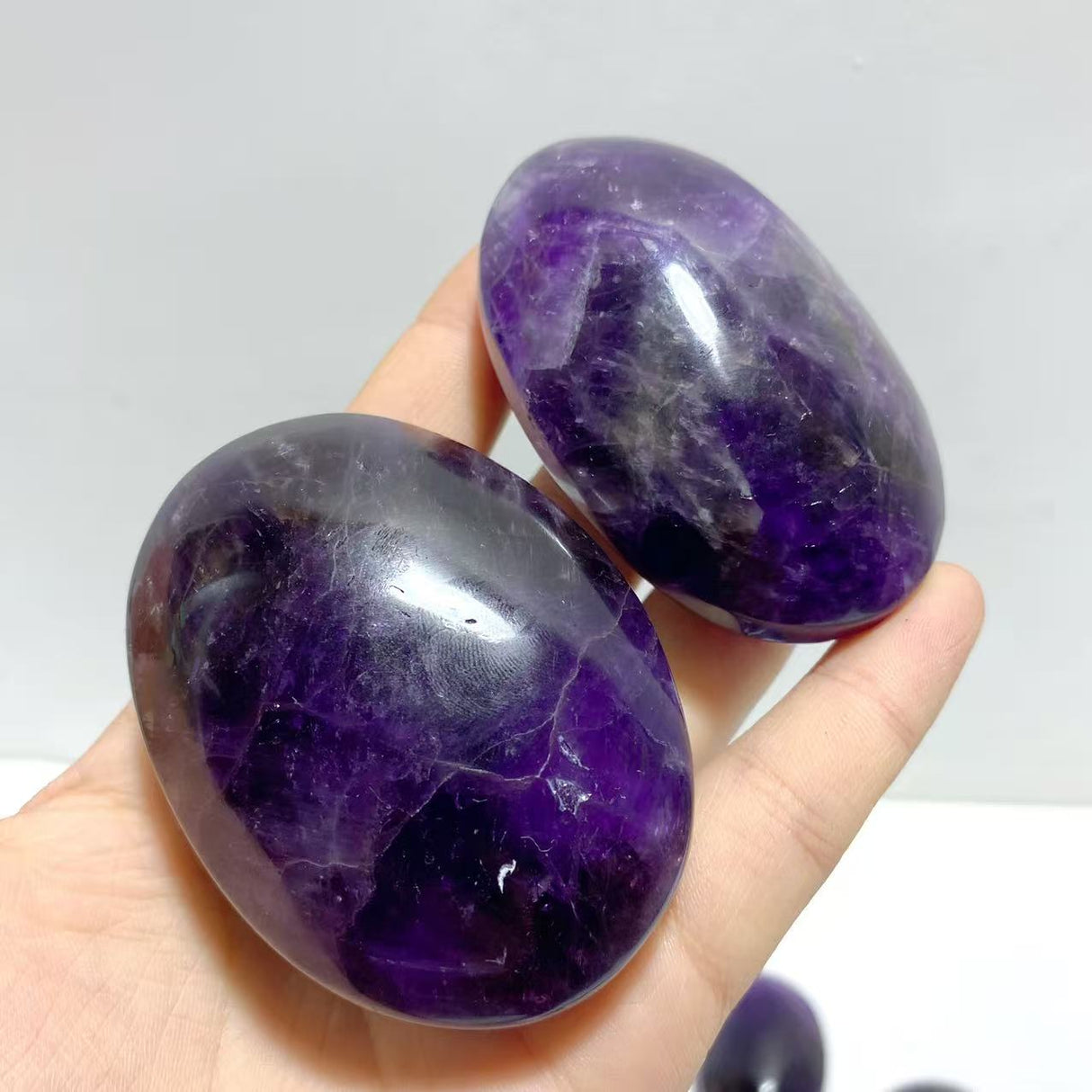 31 Pieces Amethyst Crystal Palm