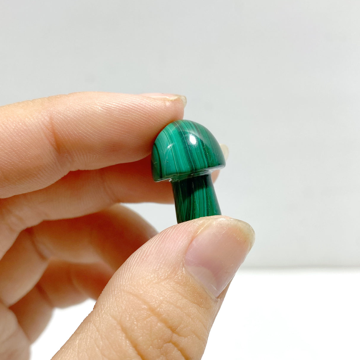 52 Pieces 2CM Malachite Mushroom