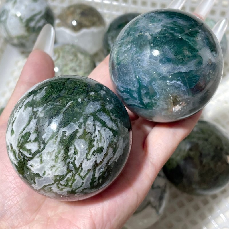 14 Pieces Beautiful Moss Agate Spheres - Wholesale Crystals