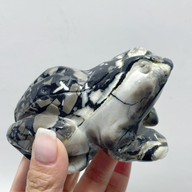 16 Pieces Volcano Agate Frog Carving(UV - Reactive) Closeout (Defective) - Wholesale Crystals