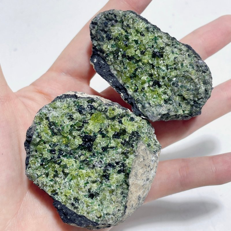 18 Pieces Peridot Raw Stone Specimen - Wholesale Crystals