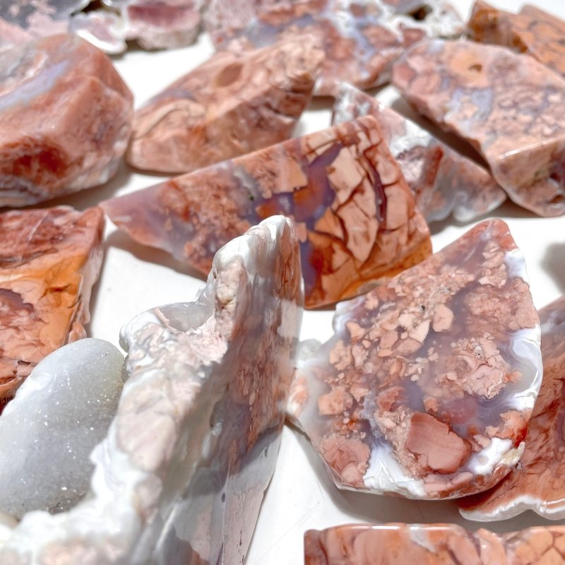 18 Pieces Polished Pink Agate Geode Free Form - Wholesale Crystals