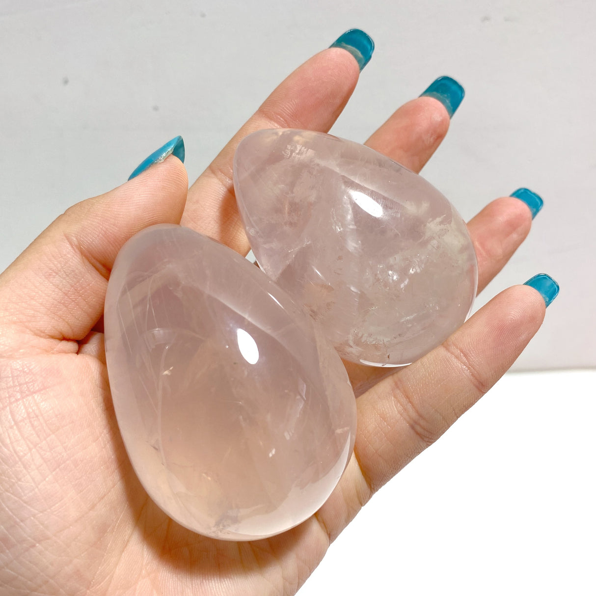 24 Pieces Six Star Line Rose Quartz Eggs With Rainbow