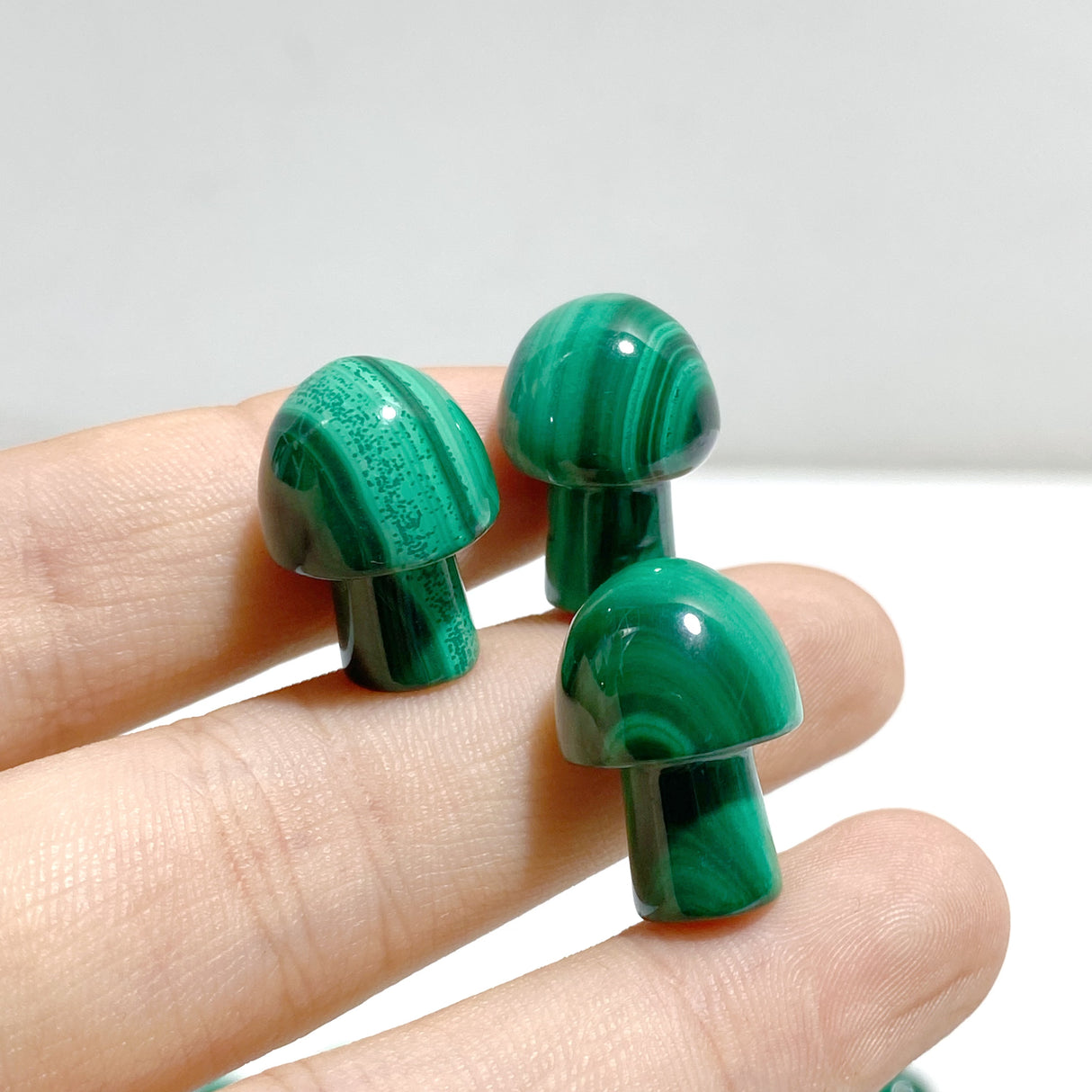 52 Pieces 2CM Malachite Mushroom