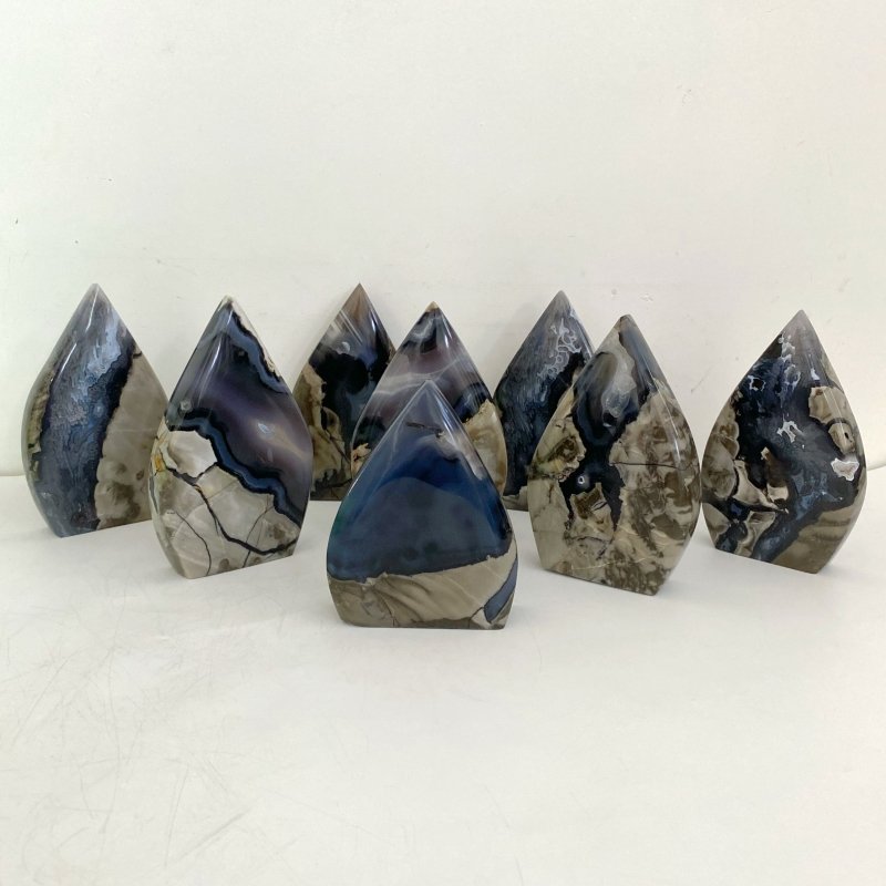 8 Pieces Large Volcano Agate Arrow Head Home Decor (UV - Reactive) - Wholesale Crystals