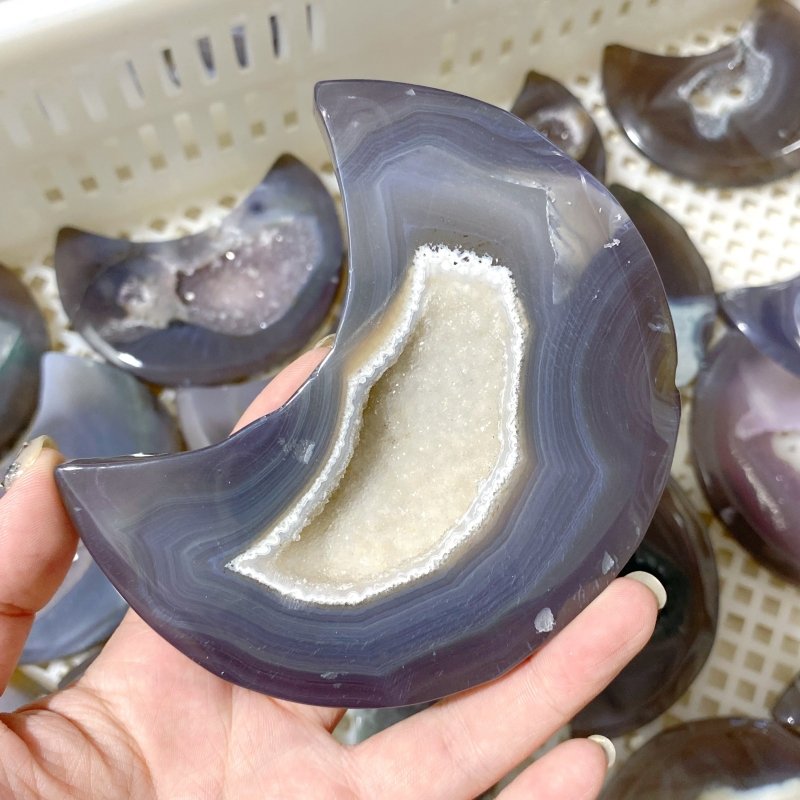 81 Pieces Large Geode Druzy Agate Moon Carving (Sea Freight Only) -Wholesale Crystals