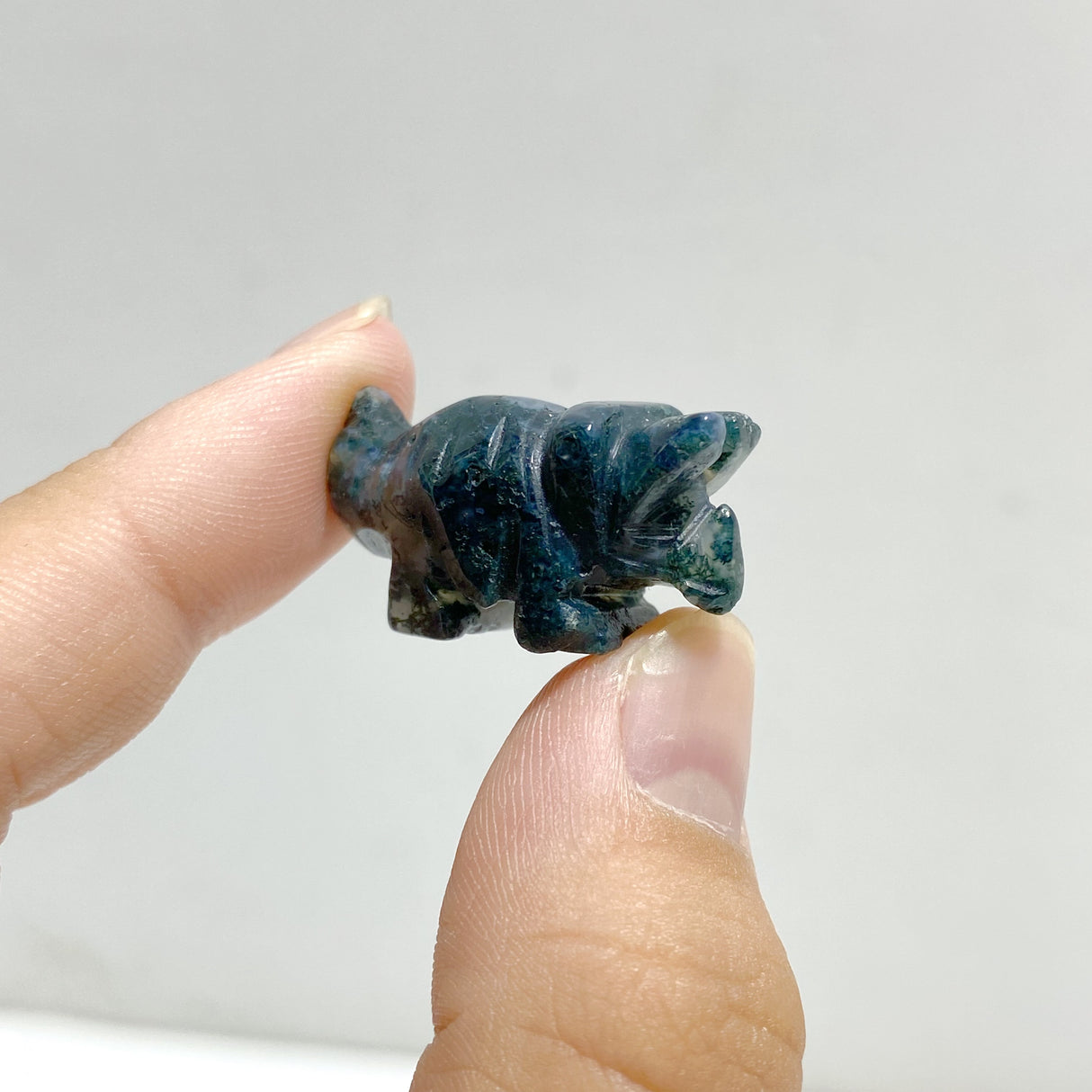 Mini Moss Agate Three Horns Dinosaur Carving Wholesale