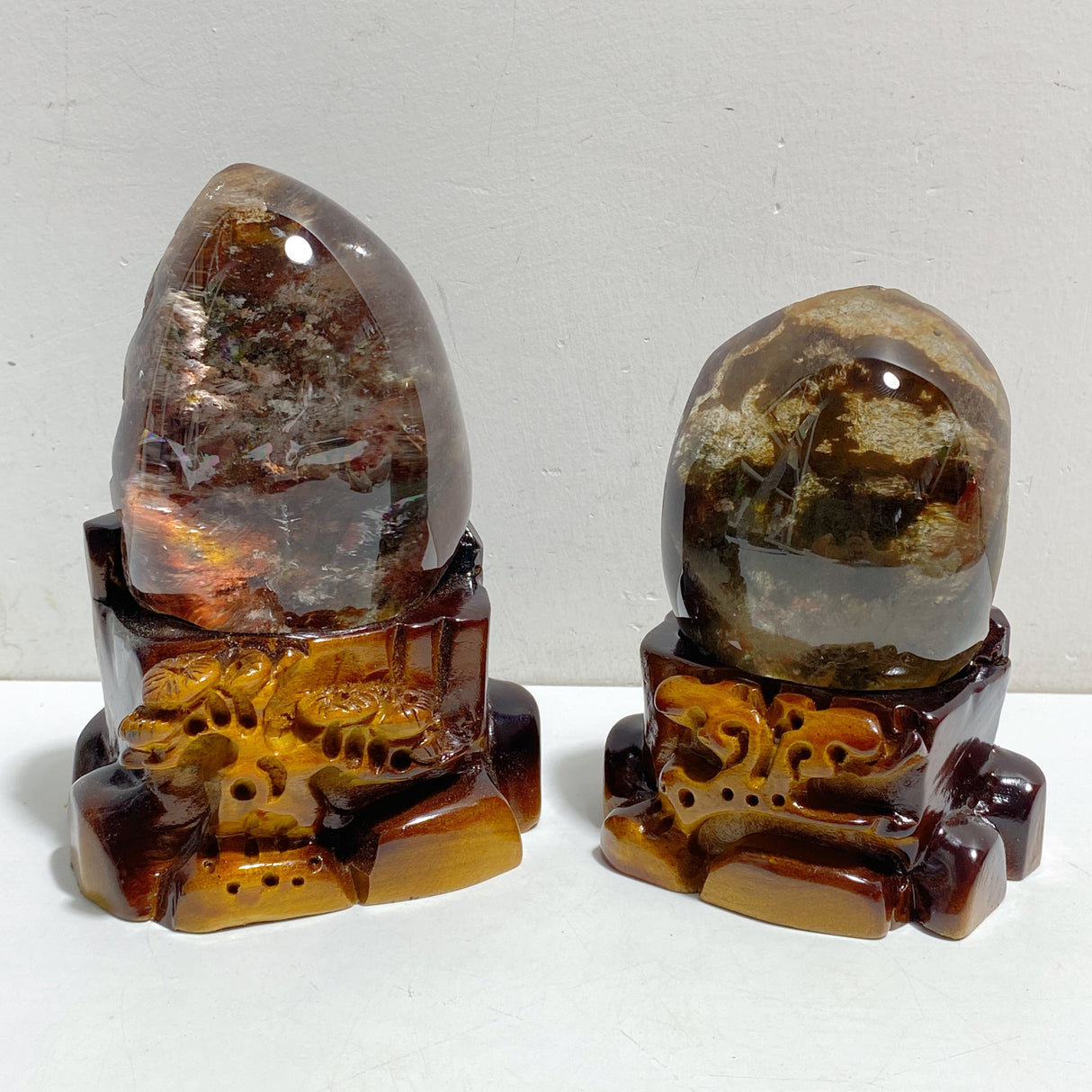 2 Pieces Beautiful Garden Quartz With Stand