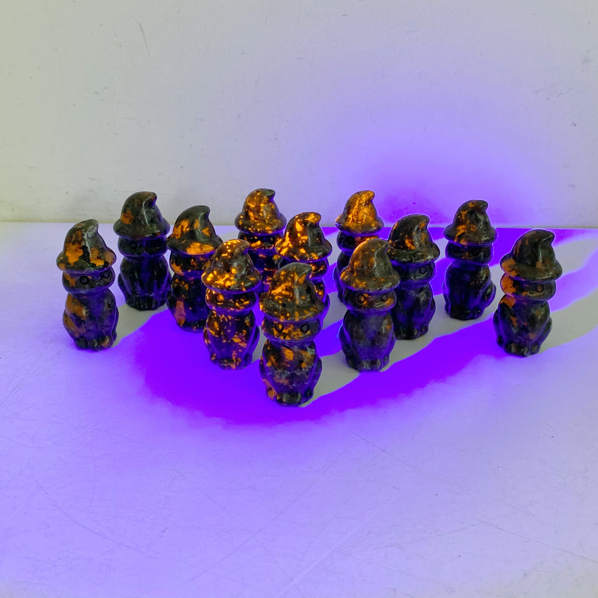 Yooperlite Witch Kitty Crystal Carving Wholesale