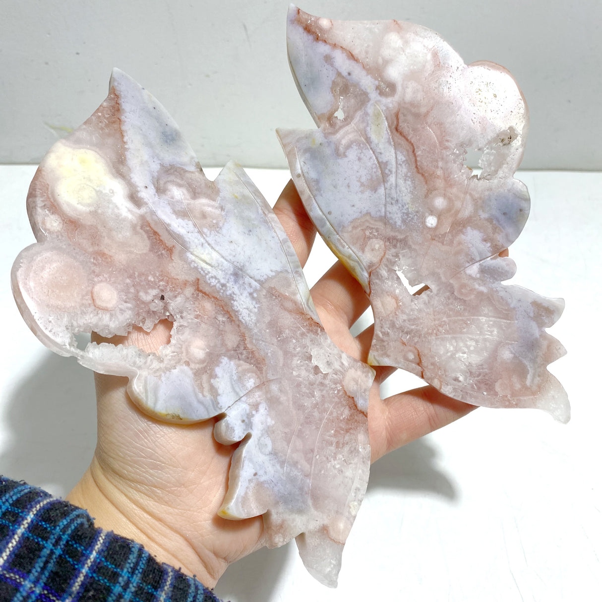 Unique Sakura Flower Agate Butterfly Wing Carving With Stand