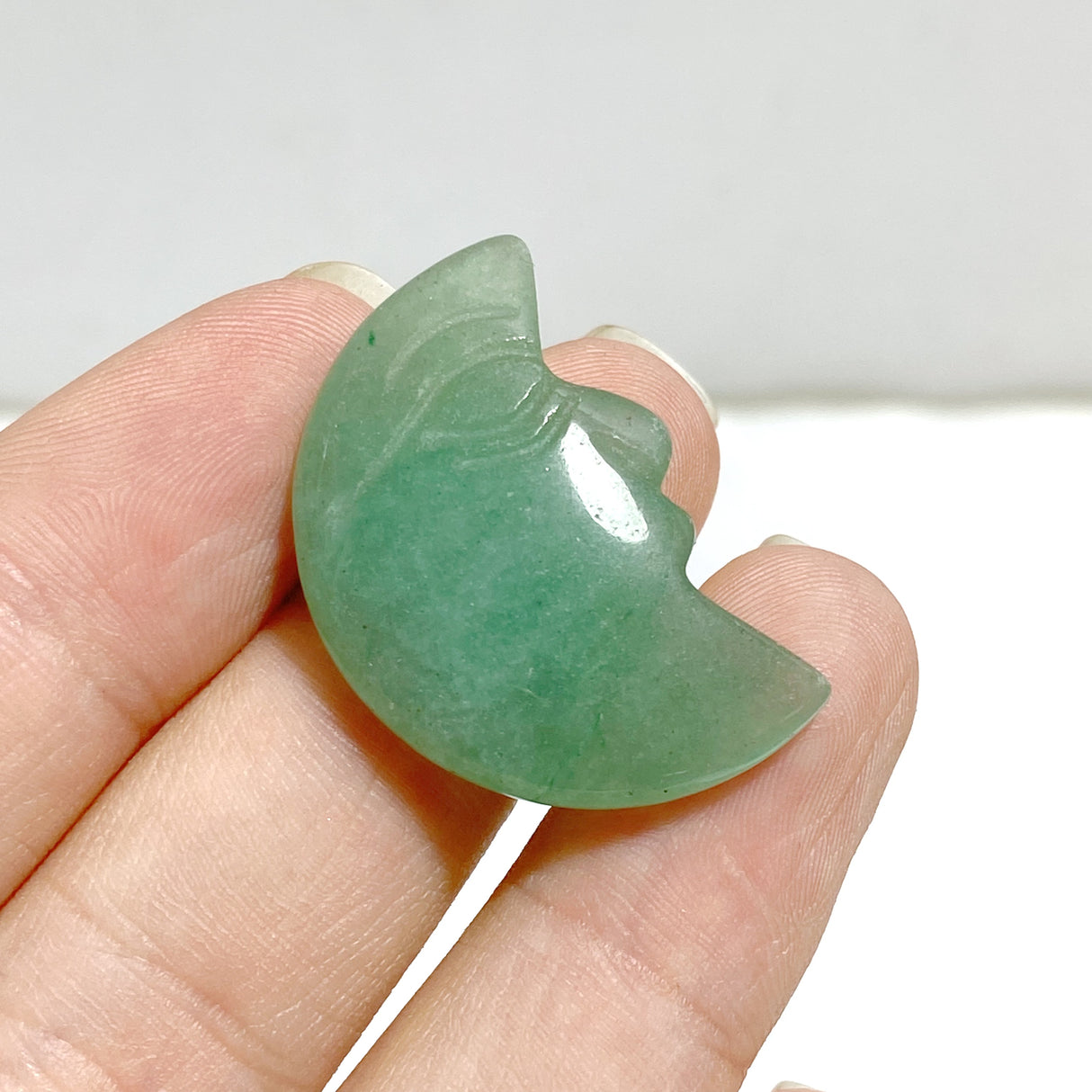 4 Types Moon Face Stone Clear Quartz Green Aventurine Carving Wholesale