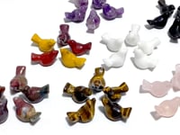 7 Types Mini Bird Carving Wholesale Rose Quartz Tiger Eye Chevron Amethyst