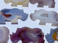 7 Pieces Geode Druzy Agate Rhino Carving