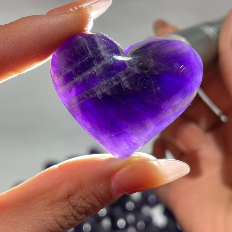 127 Pieces High Quality Deep Purple Chevron Amethyst Heart Crystal - Wholesale Crystals